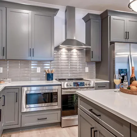 Modern Two Townhomes Close To Downtown * Nashville