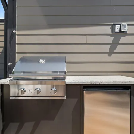 Holiday home Luxury Townhouse With Exclusive Rooftop Hot Tub Nashville