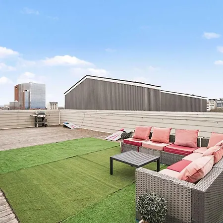 2 Stylish Townhomes W Rooftop Views Near Broadway Nashville