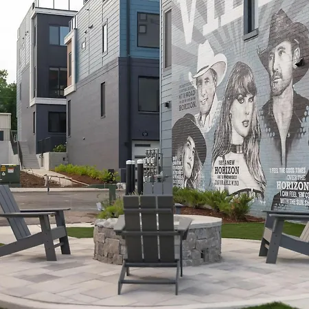 Horizon Signature * Nashville