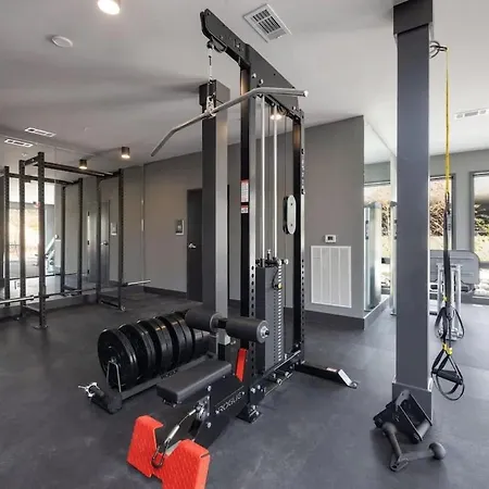 Holiday home Musica - 3 Units - Pool & Gym - Heart Of Midtown