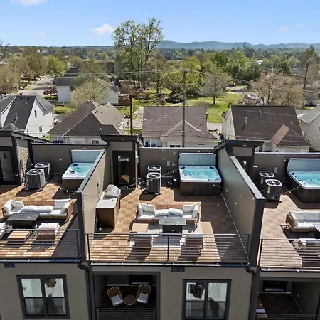 Holiday home Modern Townhouse Rooftop Hot Tub & Fireplace