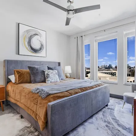 Apartment King Bed, Gym, Rooftop Pool, Free Parking Nashville