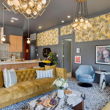 The Bloom House Cosmic Cowgirl By Avantstay Nashville