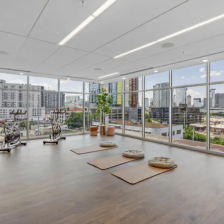 The Legend Petnhouse The Gulch Apartment Nashville