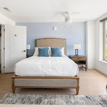 Apartment Landing Spectacular Studio Gym Nashville