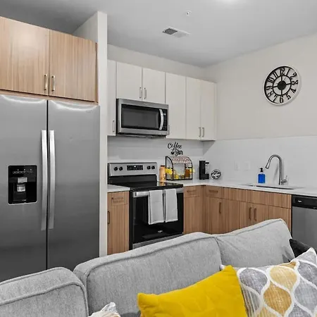 Apartment Stylish 1br Walk To The Gulch & Broadway
