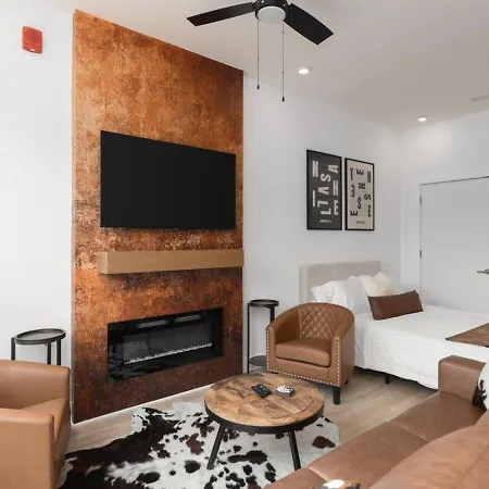 3 Miles To Downtown With Free Parking And Walk To Coffee Nashville