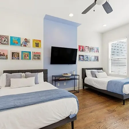Modern 3br With Rooftop - 10 Min To Broadway *