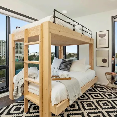 New Walk To Gulch - Private Penthouse Pool & Deck Views Apartment