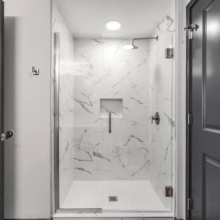 Apartment King Bed, Gym, Rooftop Pool, Free Parking Nashville