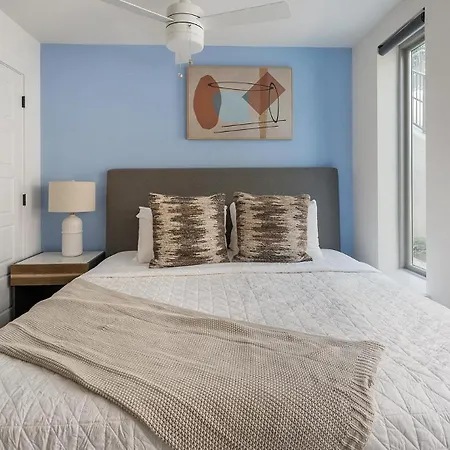Apartment Landing Spectacular Studio Gym *