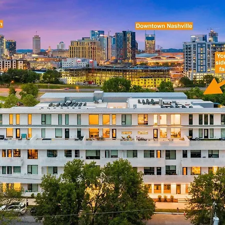 Apartment New Walk To Gulch - Private Penthouse Pool & Deck Views Nashville