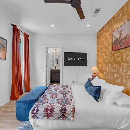 Hideaway - Rooftop Patio W Views Apartment *