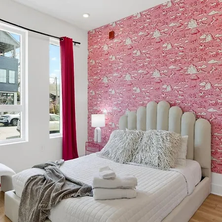 The Bloom House Cosmic Cowgirl By Avantstay Nashville