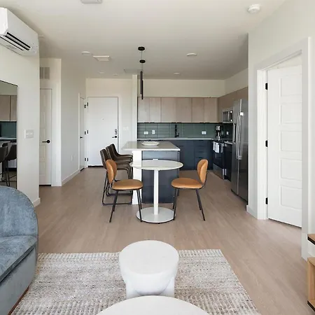 Landing Spectacular Studio Gym Apartment Nashville