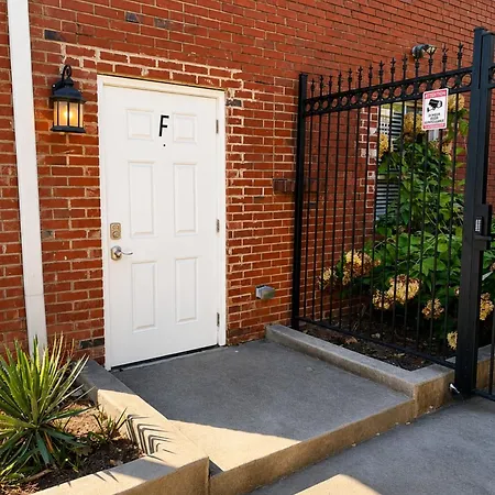 Apartment Bright & Cozy Church Conversion 1br Nashville
