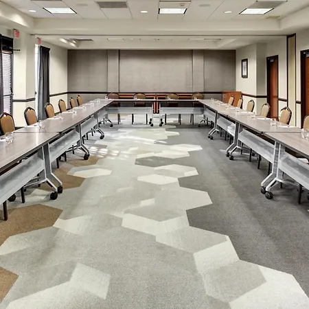 Hyatt Place Nashville/Opryland Hotel 3*