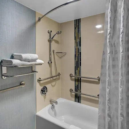 Hyatt Place Nashville/Opryland Hotel