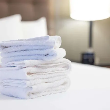 Hotel Drury & Airport Nashville