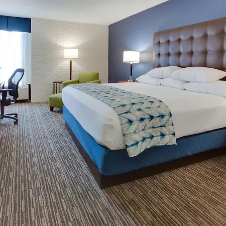 Drury & Airport Hotel Nashville
