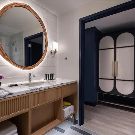 Hyatt Centric