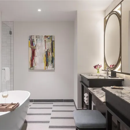 Hyatt Centric Hotel 4*