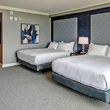 Hotel Hilton Hills