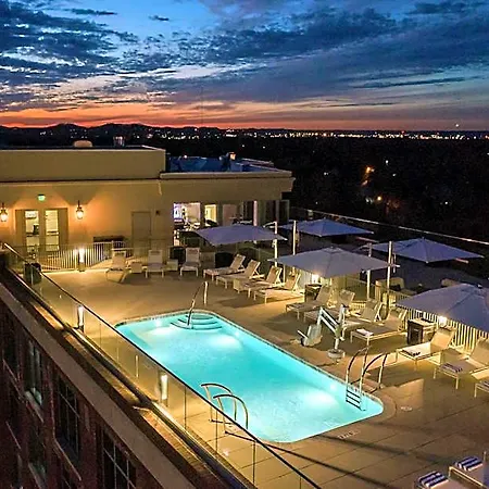 Hilton Hills 4*
