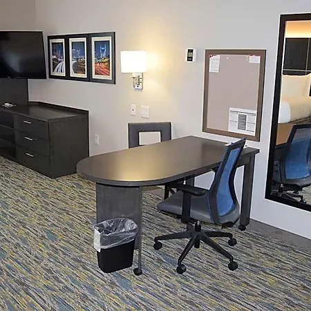 Candlewood Suites - Nashville Metro Center By Ihg Hotel