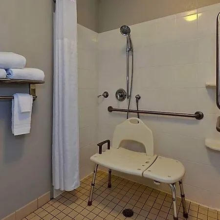 Hotel Towneplace By Marriott Airport Nashville