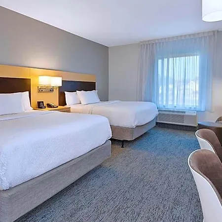 Hotel Towneplace By Marriott Airport