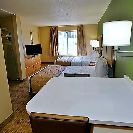 Extended America - - Airport - Music Hotel