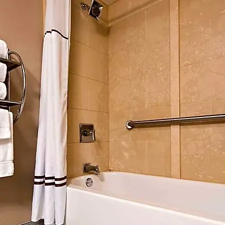 Western Sunrise Hotel 3*