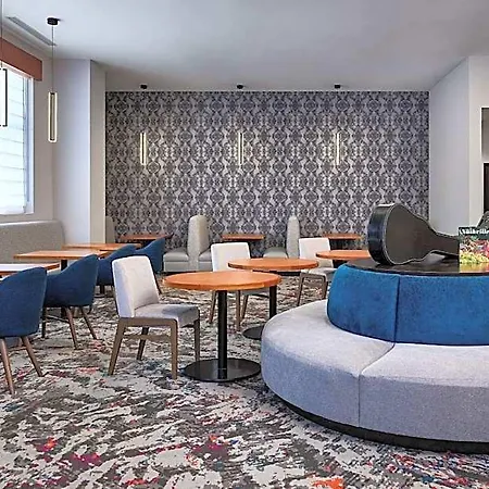 Hilton Garden Downtown Convention Center Hotel 3*