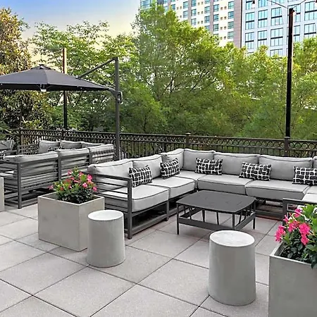 Hilton Garden Downtown Convention Center Hotel 3*