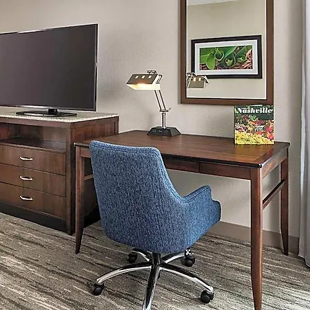 Hilton Garden Downtown Convention Center 3* Nashville