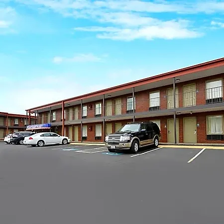 Americas Value Near Downtown Motel 2*