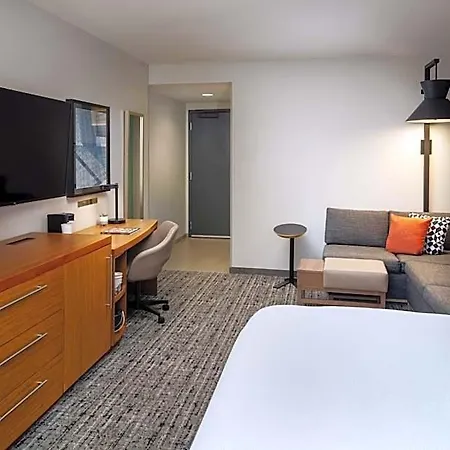 Hyatt Place Downtown Hotel Nashville