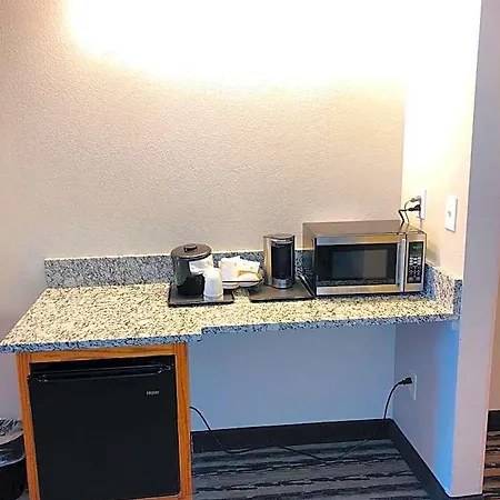 Hotel Country & By Radisson, Airport East, Tn Nashville