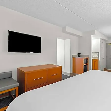 Comfort & Near Tanger Outlets I-24 Antioch 4* Nashville