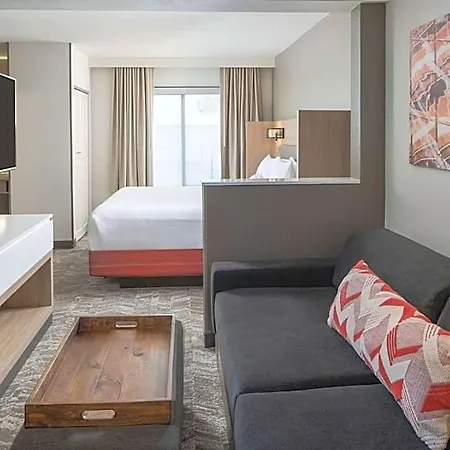 Sonesta Select Airport Hotel 3*