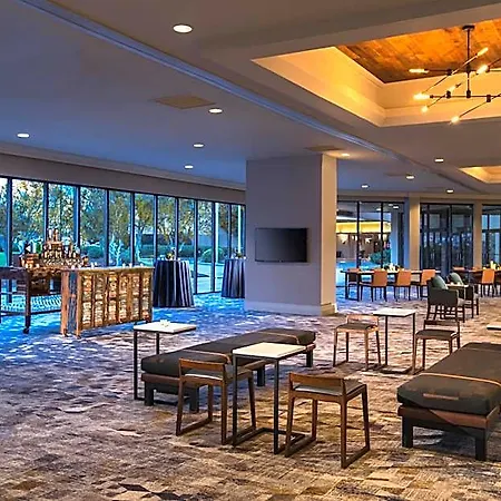 Sonesta Airport Hotel