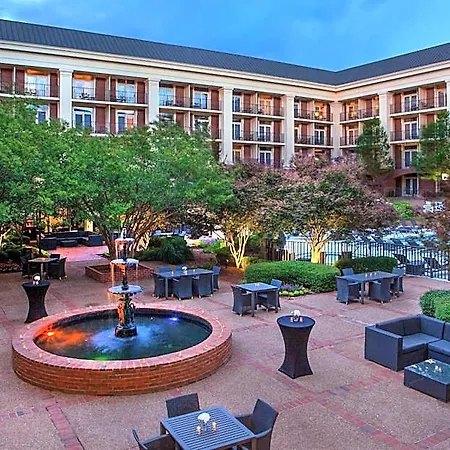 Sheraton Music Airport 4*