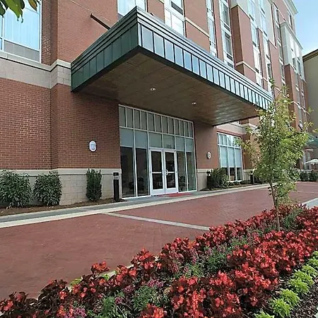 Hilton Garden Vanderbilt Hotel