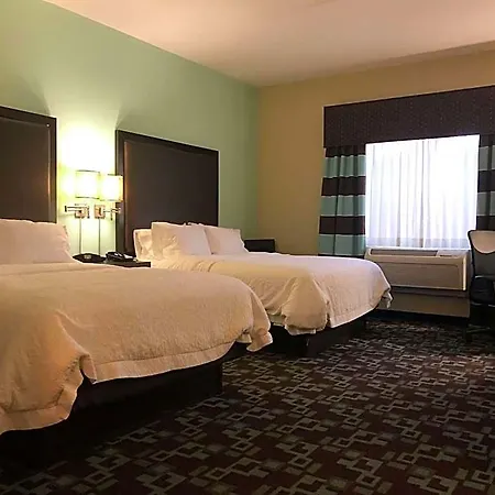 Hampton & At Opryland Nashville
