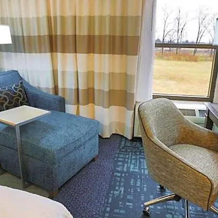 Hampton & Nashville-airport Hotel 3*