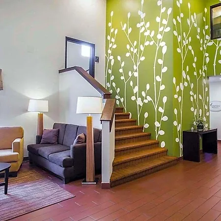 Inn Sleep North - Downtown Area 4*