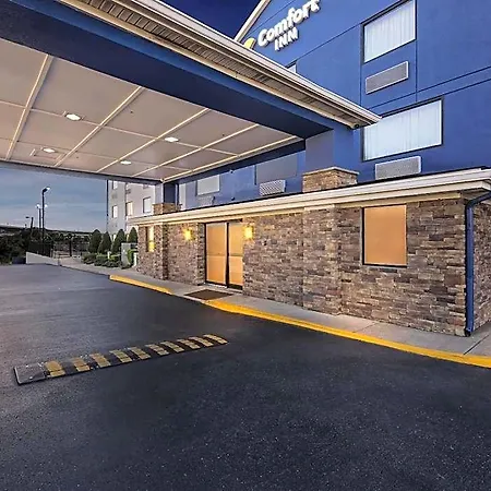 Inn Comfort West 4*