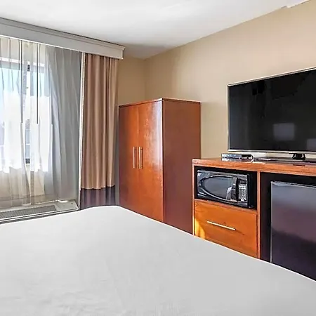 Comfort West Inn